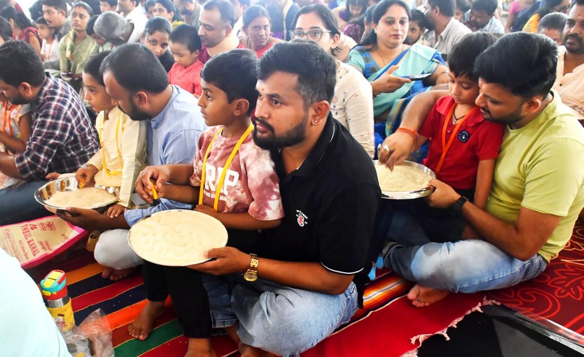 RVK – Hulimangala Conducted Aksharabhyasa Ceremony (13)
