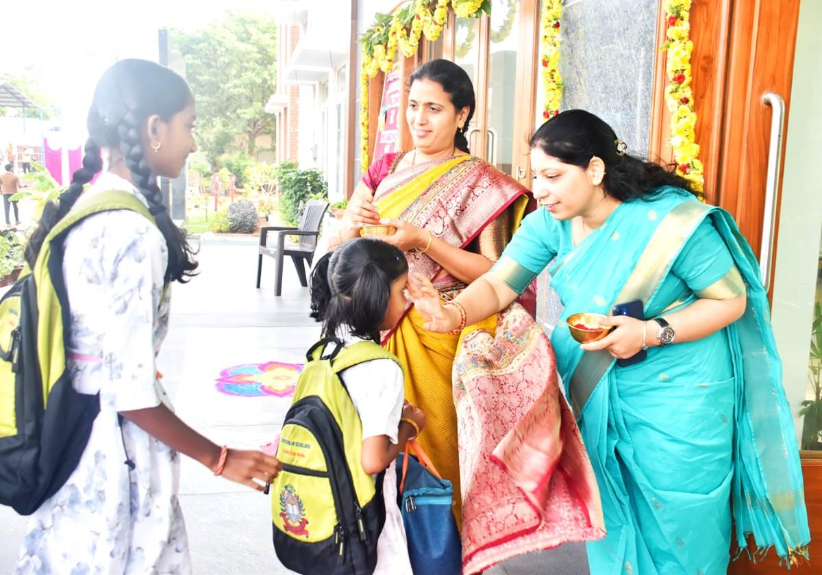 RVK – Hulimangala Conducted Aksharabhyasa Ceremony (2)