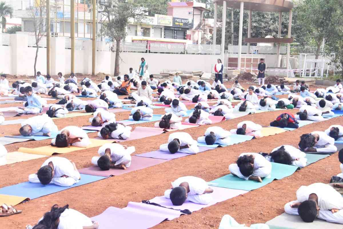 The 12th International Yoga Day Observes in RVK - Hulimangala (12)