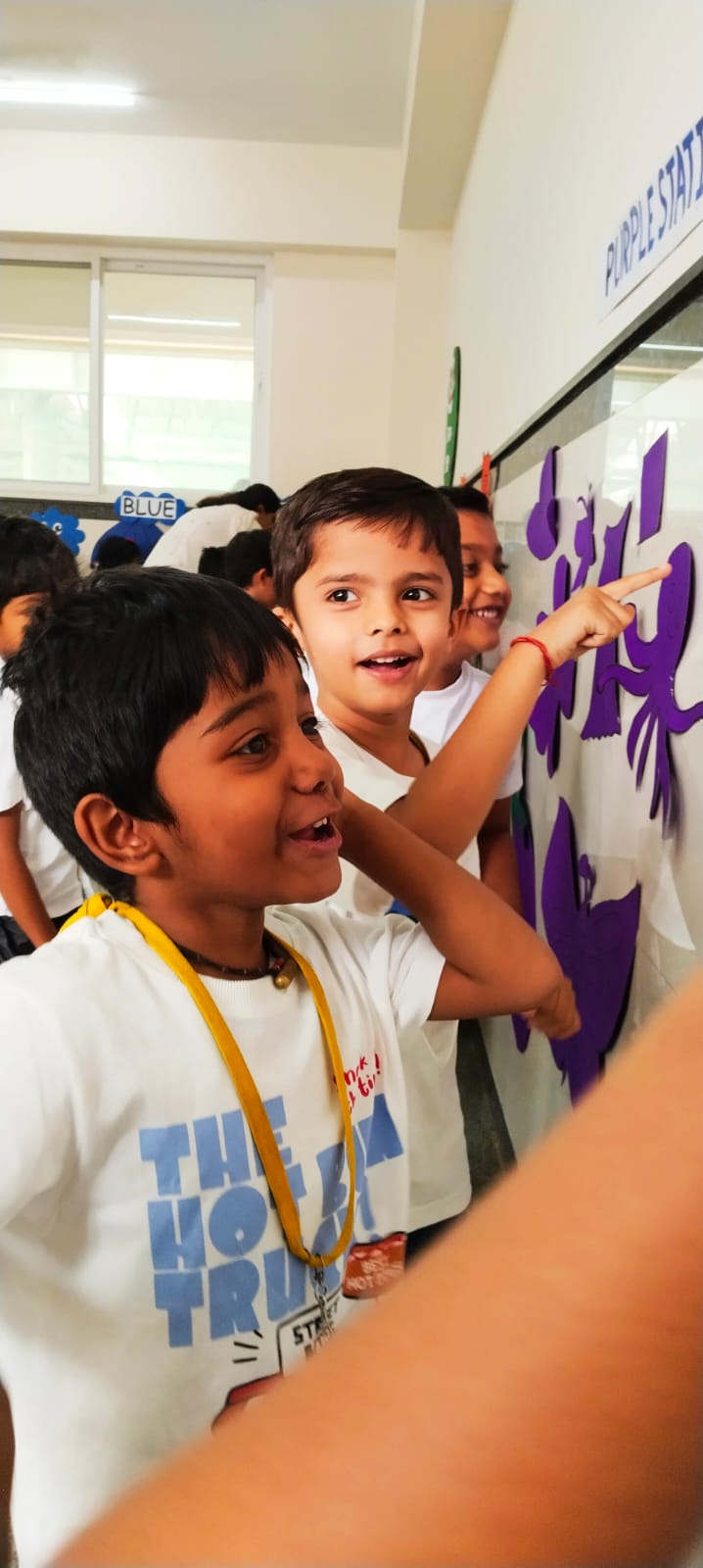 RVK - Hulimangala Gokulam Division Celebrates Colours Day with Vibrant Activities (9)