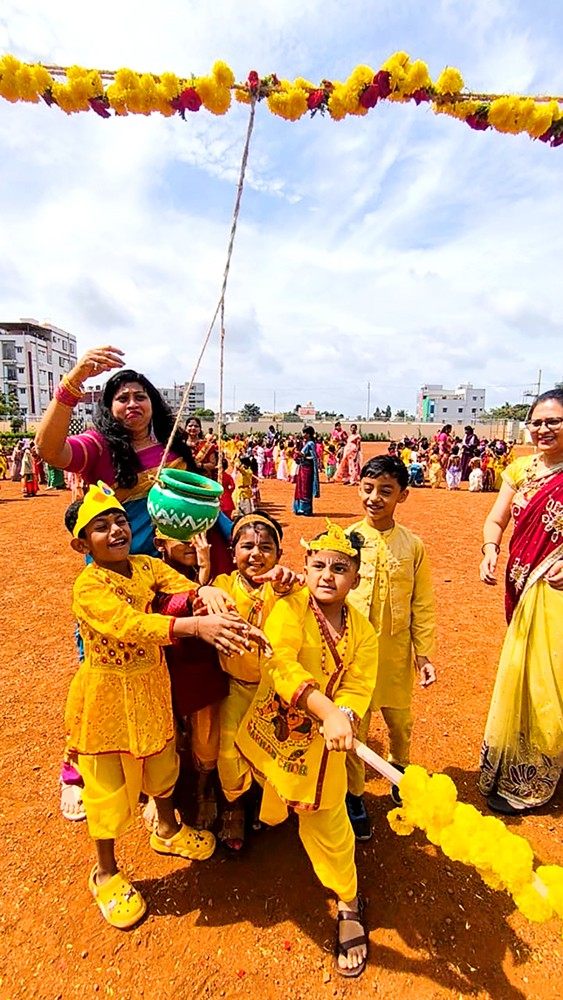 RVK – Hulimangala Celebrated Sri Krishna Janmashtami (14)