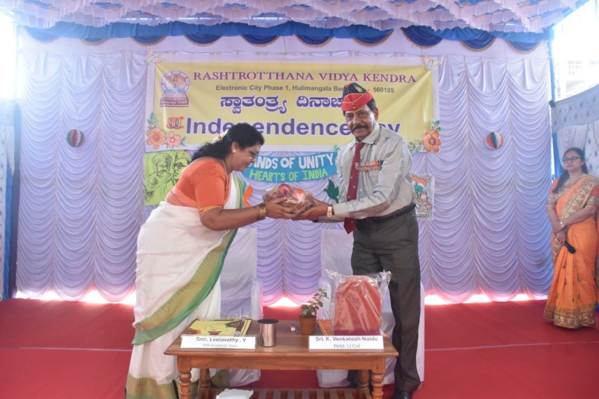 RVK – Hulimangala Marks Independence Day with Tributes to National Icons (7)