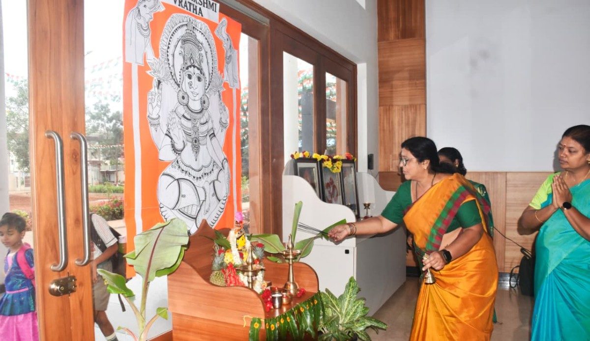 Varamahalakshmi Vrat Celebrated at RVK - Hulimangala (2)